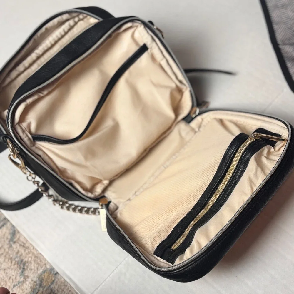 Itzy Ritzy Boss Crossbody Diaper Bag Black Quilted Vegan Leather Gold Hardware
